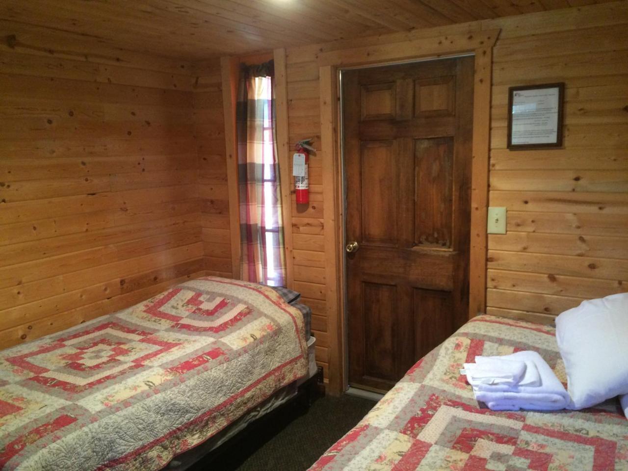 Boulder Creek Lodge Maxville Экстерьер фото