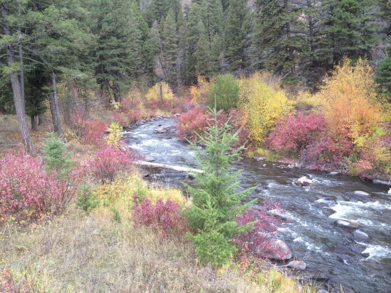 Boulder Creek Lodge Maxville Экстерьер фото