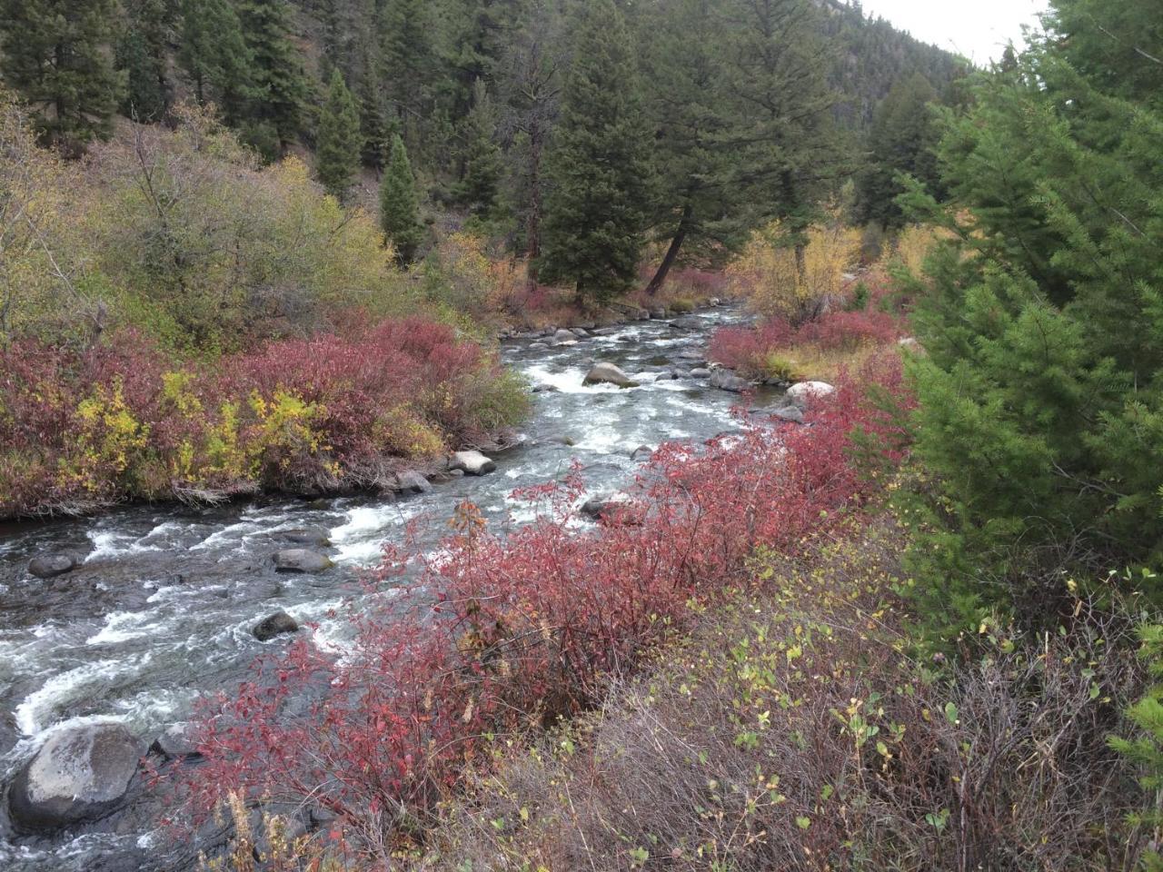 Boulder Creek Lodge Maxville Экстерьер фото